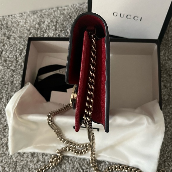 ❤️ Red Gucci Wallet-On-Chain ❤️ - Picture 4 of 10